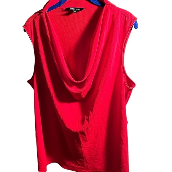 Ellen Tracy Red Cowl Neck Sleeveless Blouse with neck tie.  Plus size 2X - Picture 4 of 5